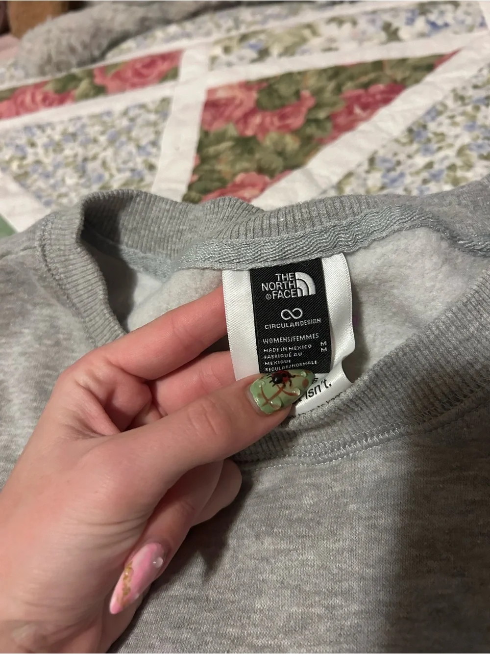 The North Face Men's Crewneck Sweatshirt - Heather Gray